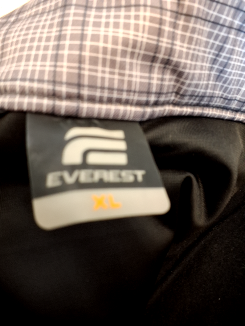 Everest Skibukser